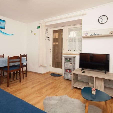 Apartament Miramare Pomer Zewnętrze zdjęcie