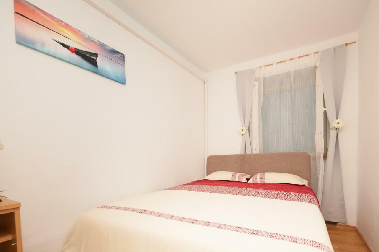 Apartament Miramare Pomer Zewnętrze zdjęcie