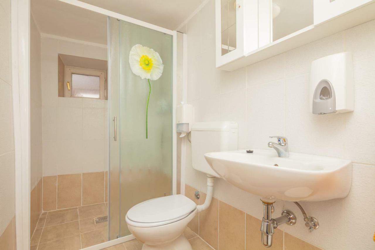 Apartament Miramare Pomer Zewnętrze zdjęcie